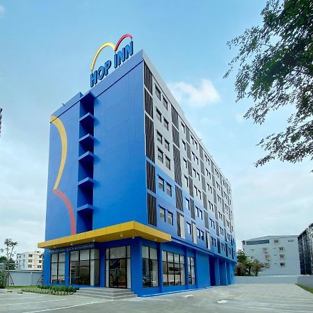Hop Inn Bangkok Krung Thonburi Station Exterior photo